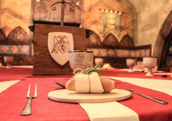 ristorante medievale avalon interno